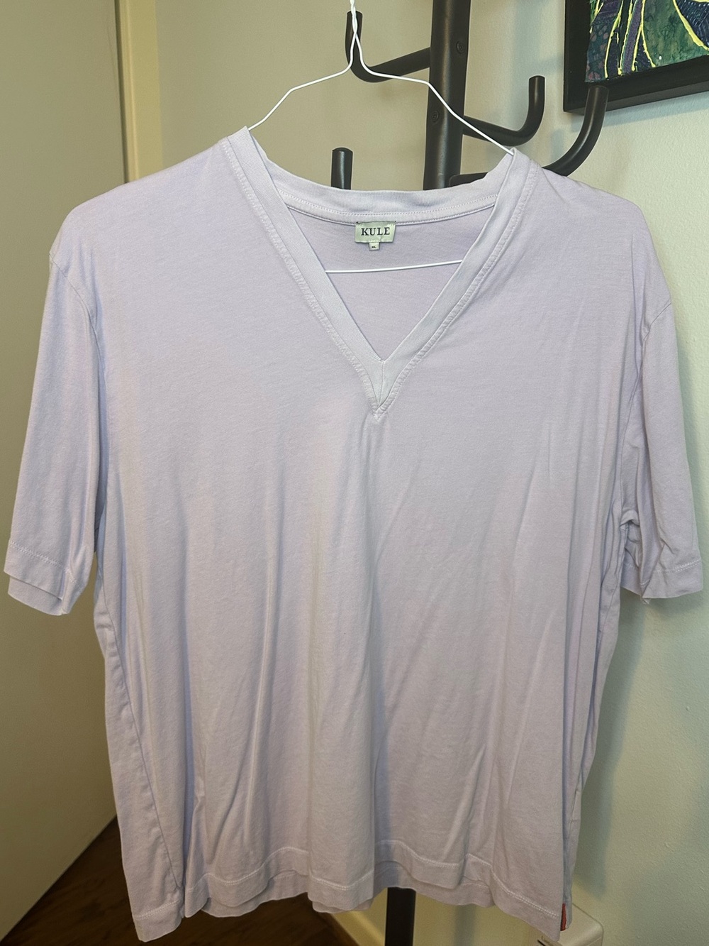 KULE Vneck short sleeve Tshirt